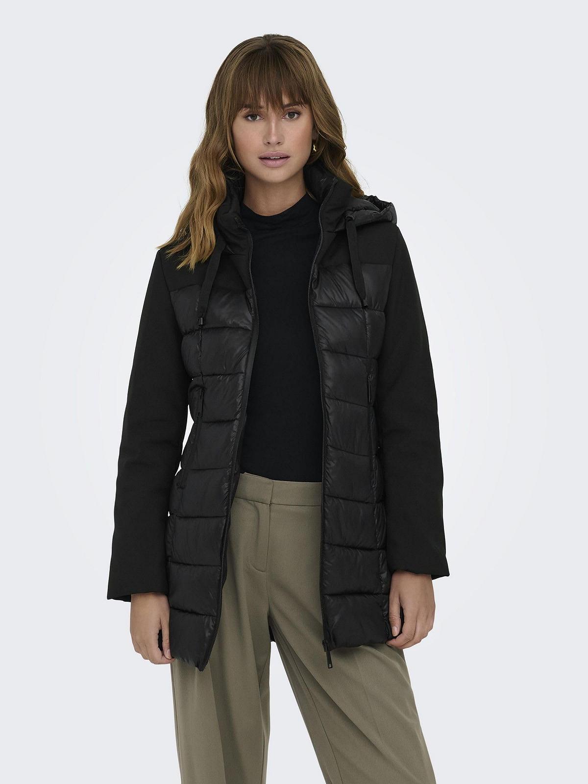 Куртка ONLY Onlsophie Mix Puffer Cc OTW Жіноча, фото №3 Куртка ONLY Onlsophie Mix Puffer Cc OTW Жіноча, фото №3