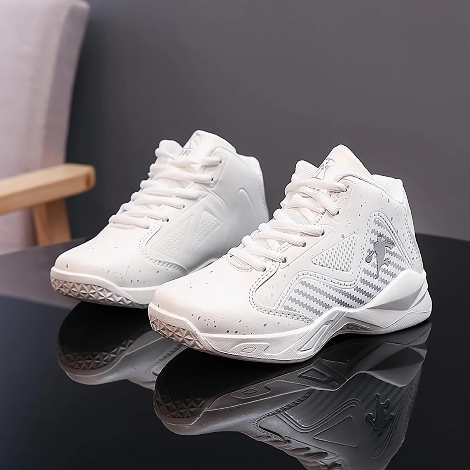 Баскетбольні кросівки для хлопчиків High Top Легкі спортивні, фото №2 Баскетбольні кросівки для хлопчиків High Top Легкі спортивні, фото №2