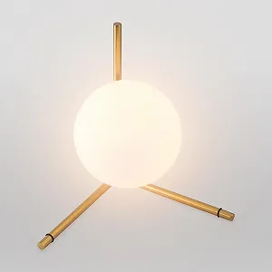 Настільна лампа BARCELONA LED RIPPER зі скляною кулею з опалового скла Ø15 см E27 Матовий золотистий - Фото 1