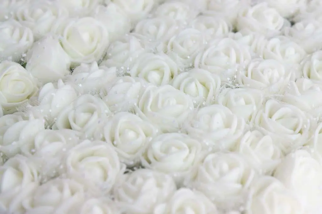 Букет роз из фоамирана Лентомания 20мм айвори ROSEFOM20VR, фото №1 Букет роз из фоамирана Лентомания 20мм айвори ROSEFOM20VR, фото №1