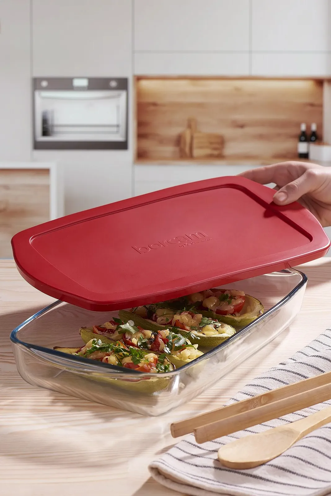 Форма для запікання Pasabahce Borcam 59006 2 л Скляна з пластиковою кришкою Прозора/Червона, фото №3