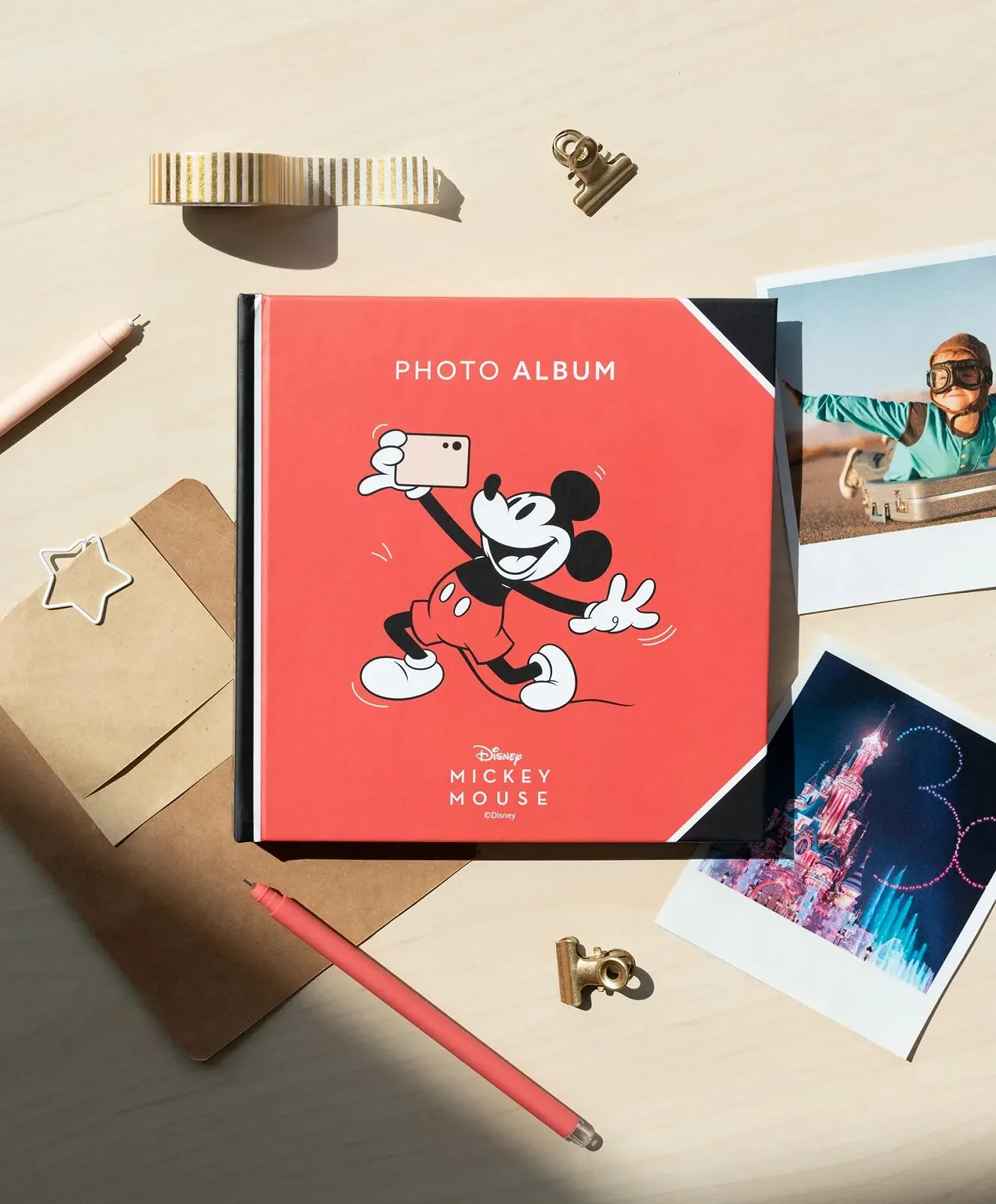 Фотоальбом Disney Mickey 100th Anniversary самоклеящийся 16 x 16 см, фото №7 Фотоальбом Disney Mickey 100th Anniversary самоклеящийся 16 x 16 см, фото №7