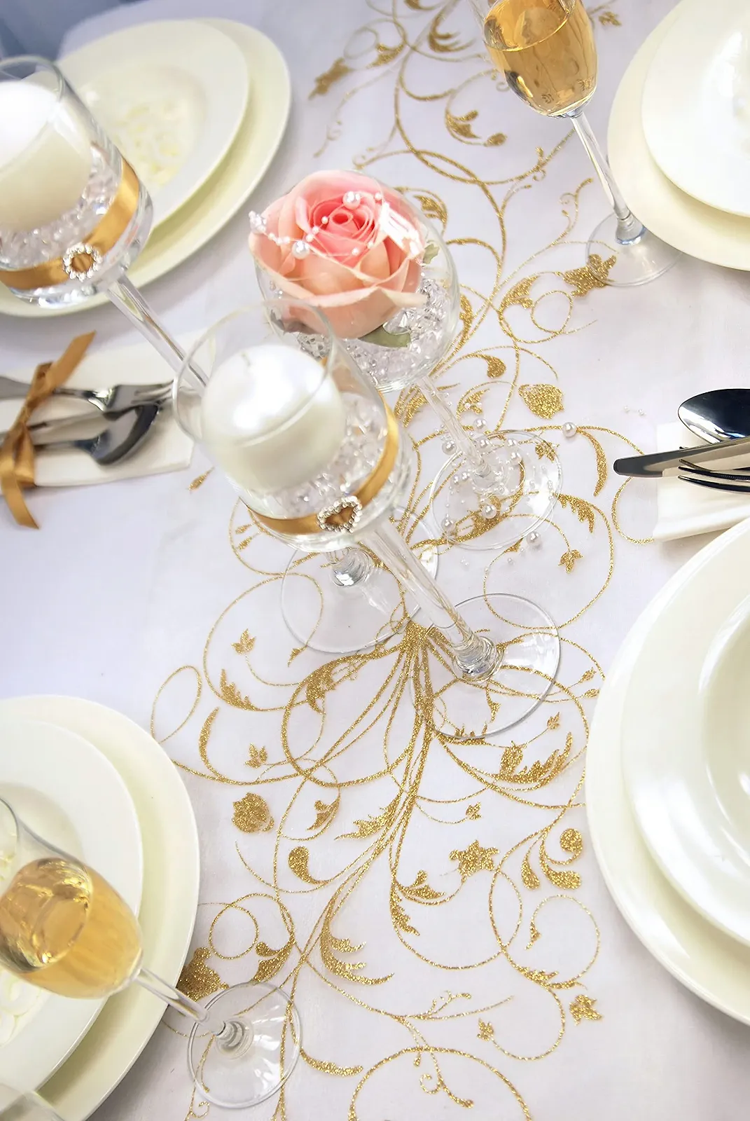 Столова доріжка Goldigem Printed Organza квіти у рулоні 36 см х 9 м Кремово-золота, фото №4 Столова доріжка Goldigem Printed Organza квіти у рулоні 36 см х 9 м Кремово-золота, фото №4