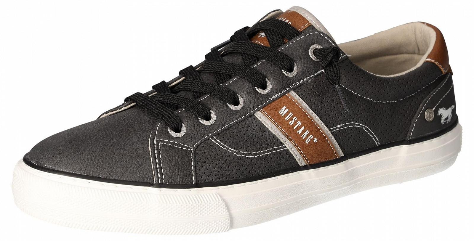 Кросівки MUSTANG на шнурівці, фото №1