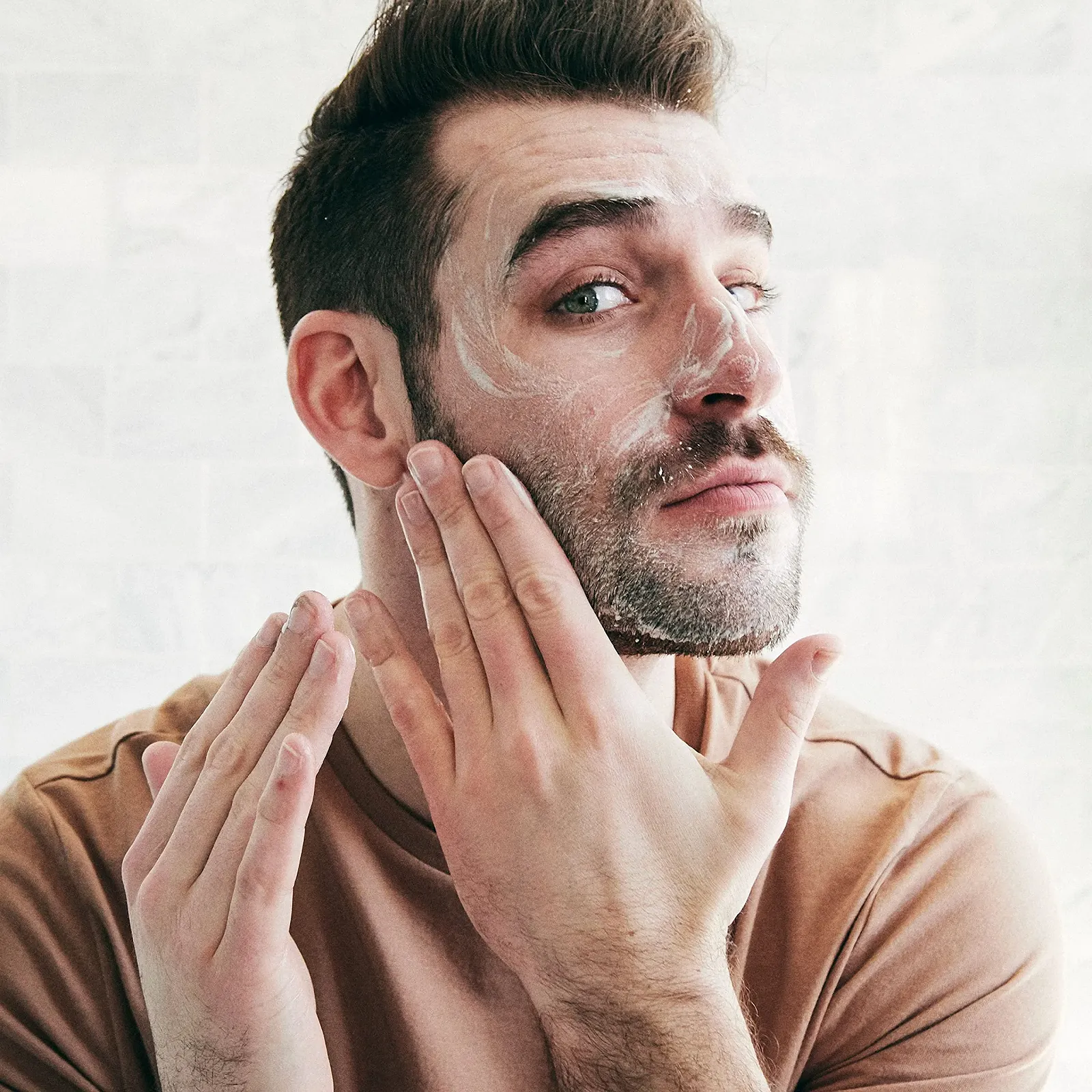 Очищувальний засіб для обличчя Brickell Men's Purifying Charcoal Face Wash Натуральний та органічний 237 мл З ароматом, фото №3