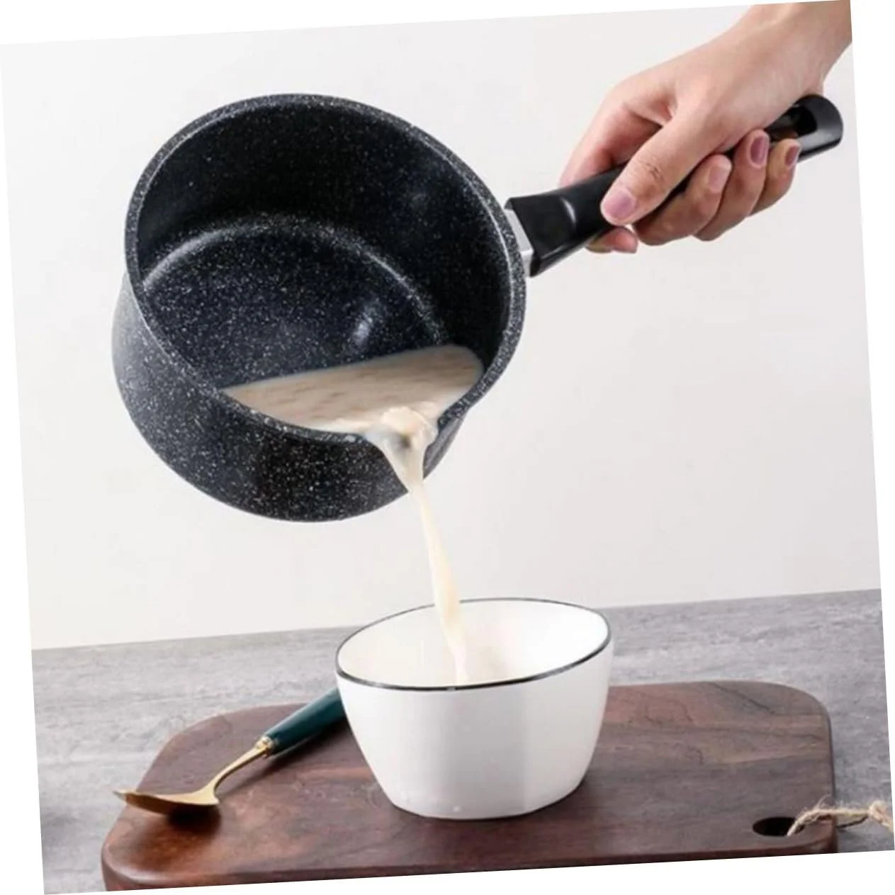 Ковш антипригарный для молока супа и пасты с отверстием для подвешивания, фото №3