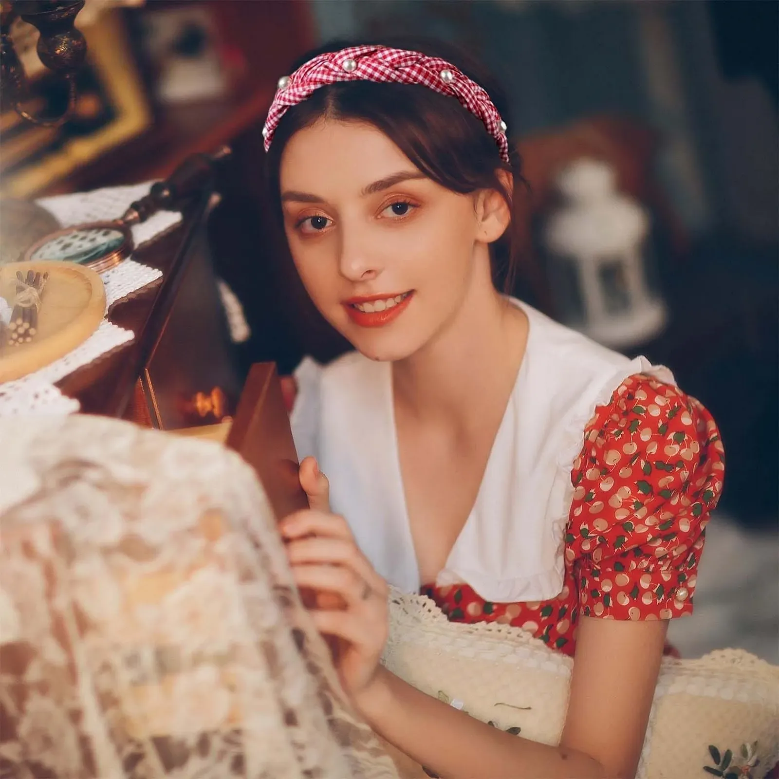 Жіночий обруч для волосся в клітинку плетений з перлинами, фото №4