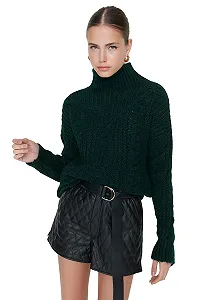 Пуловер TRENDYOL Женский Свитер с воротником-стойкой и вязаным узором. synthetic.ua - Фото 1