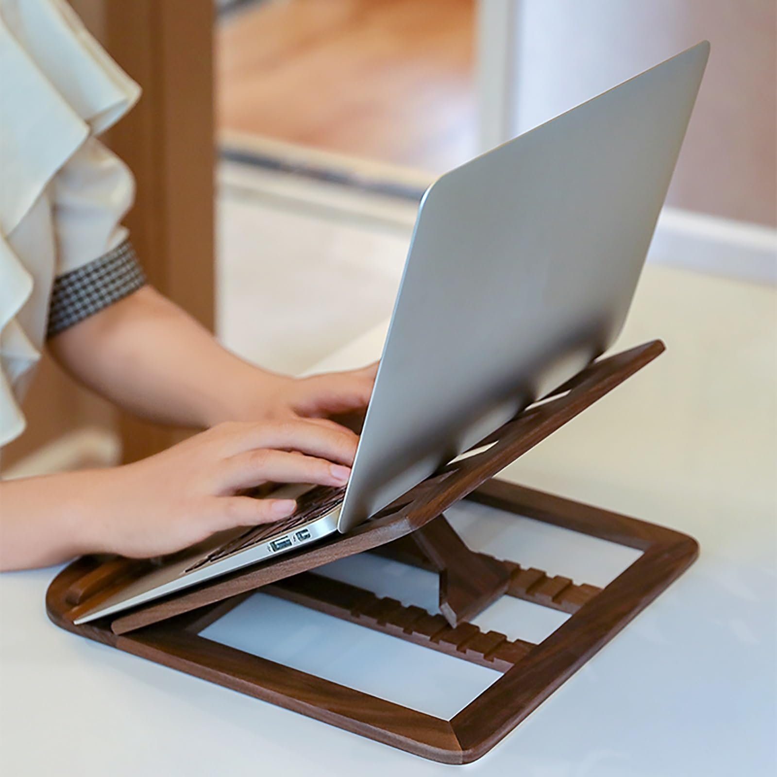 Подставка для ноутбука Деревянная Портативная Складная Конструкция с отверстиями Регулируемая Многоугловая Подставка для стола Идеальна для рассеивания тепла и эргономичного комфорта, фото №3
