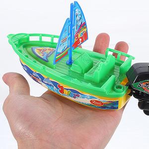 Парусник Игрушка для ванной Набор из 3 шт. Пластик (Случайный цвет) synthetic.ua - Фото 1