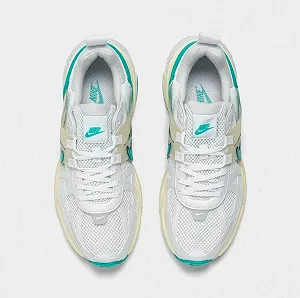 Женские кроссовки Nike V2K Runtekk Running Shoes White FD0736-105 synthetic.ua - Фото 1