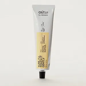 Крем для рук с витамином Е Увлажняющий уход для подверженных стрессу рук Аромат кедрового дерева и грейпфрута Длительный эффект ухода Натуральная косметика с органическим алоэ вера 100 мл, Белый synthetic.ua - Фото 1