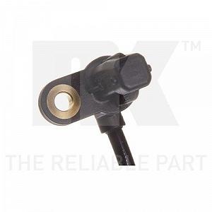 Датчик частоты вращения колеса NK 293342 для MERCEDES-BENZ задний мост справа synthetic.ua - Фото 1