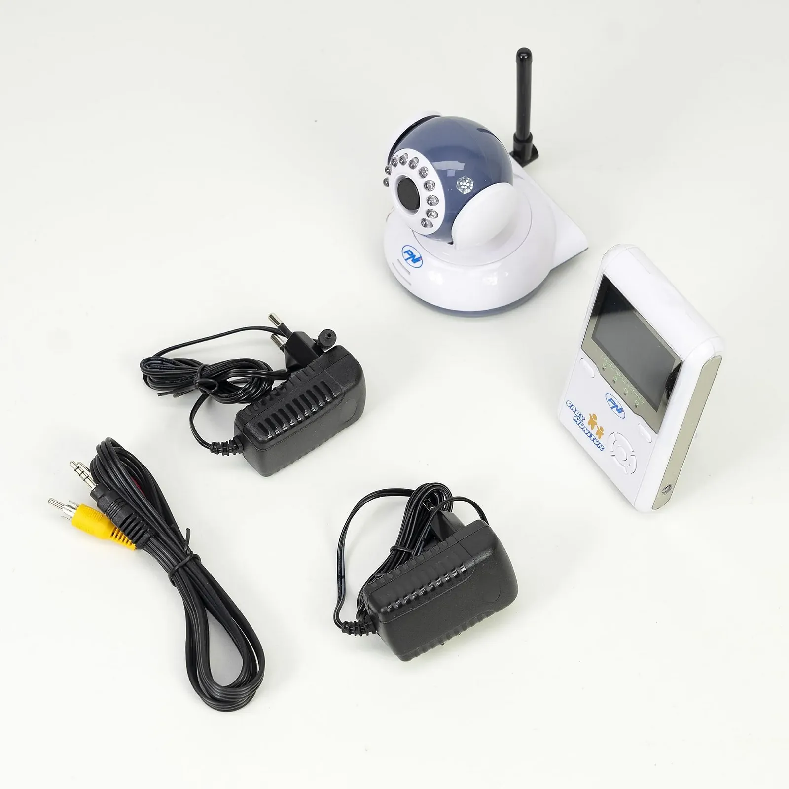 Видеоняня PNI B2500 2.4" WiFi, фото №4 Видеоняня PNI B2500 2.4" WiFi, фото №4