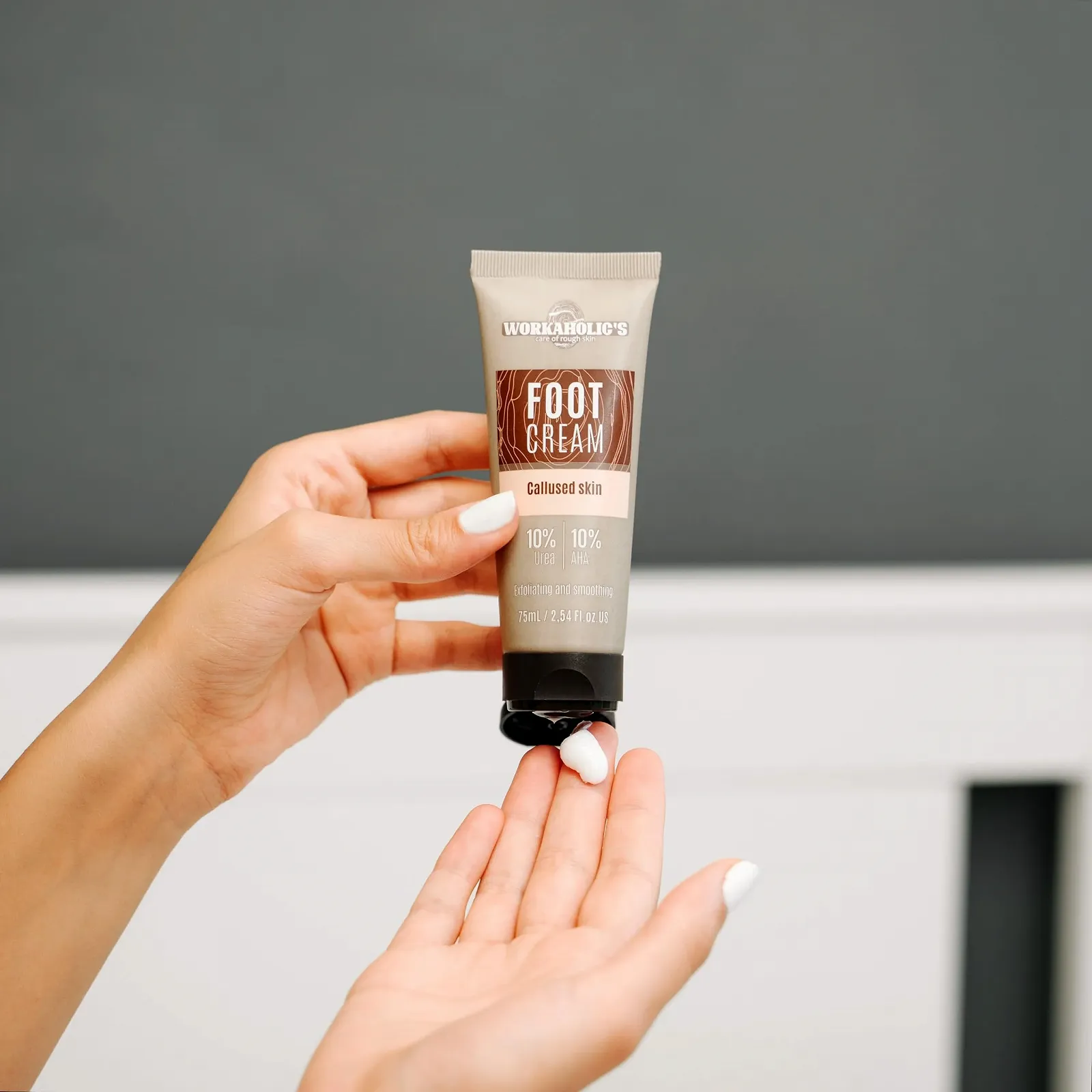 Крем для ног Workaholic's 10% AHA 10% Urea от мозолей и сухости 75 мл, фото №3