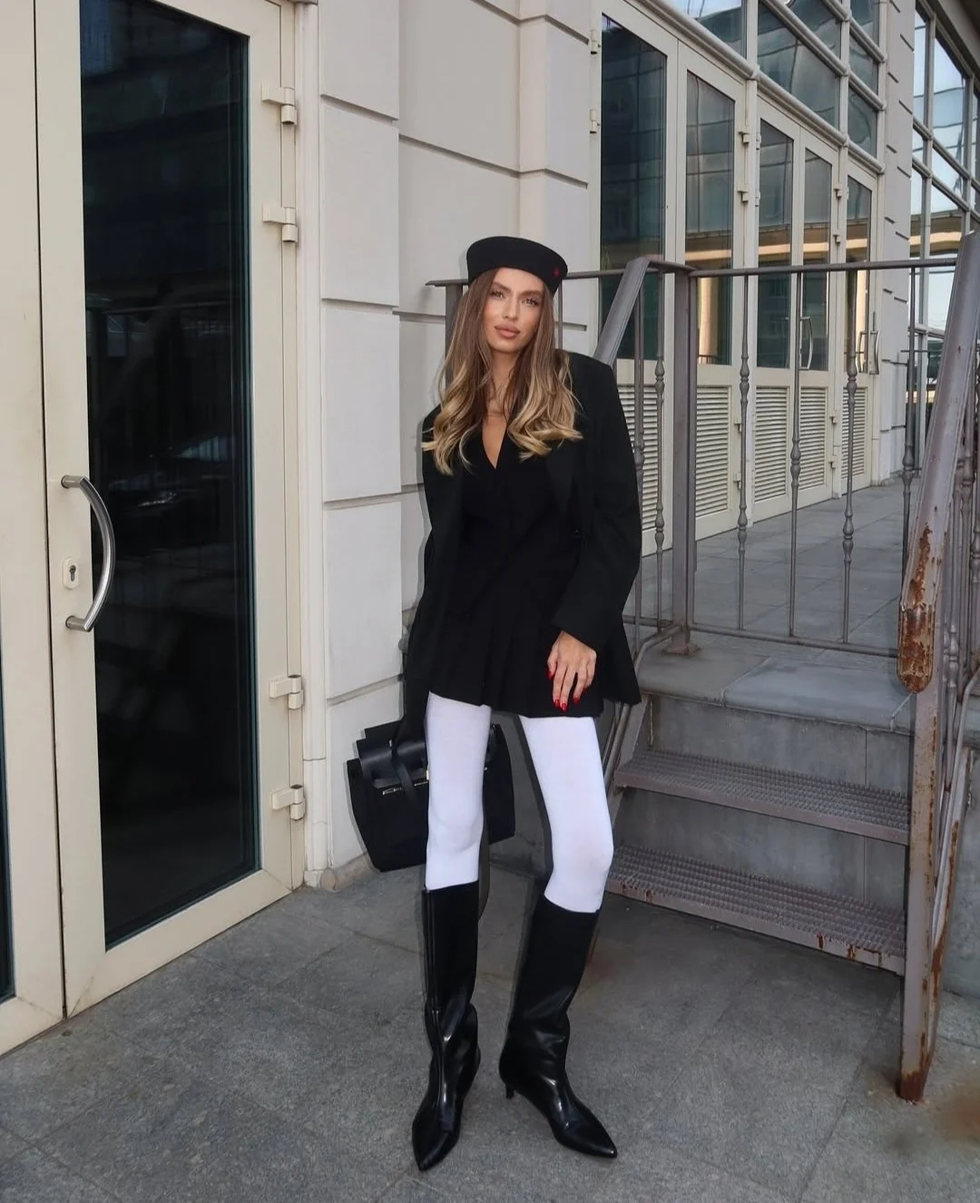 Білі однотонні щільні бавовняні колготки для дівчини класичні без малюнка, фото №1