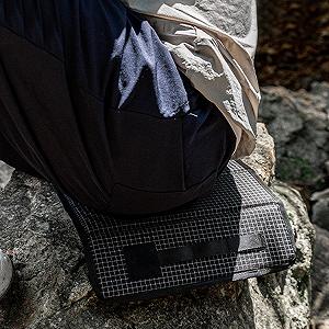 Сидушка Camping-Sitzpolster Faltbare Outdoor-Мат Разноцветная synthetic.ua - Фото 1