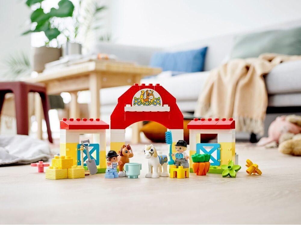 Дитячий конструктор LEGO Конюшня для коня та поні 10951, фото №3