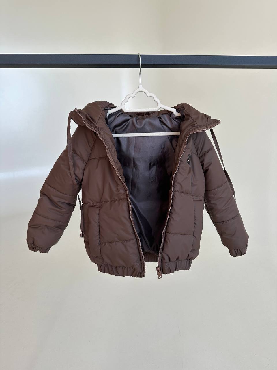 Дитяча демісезонна курточка з капюшоном від 74 до 158 розмір, весна/осінь шоколад, фото №1 Дитяча демісезонна курточка з капюшоном від 74 до 158 розмір, весна/осінь шоколад, фото №1