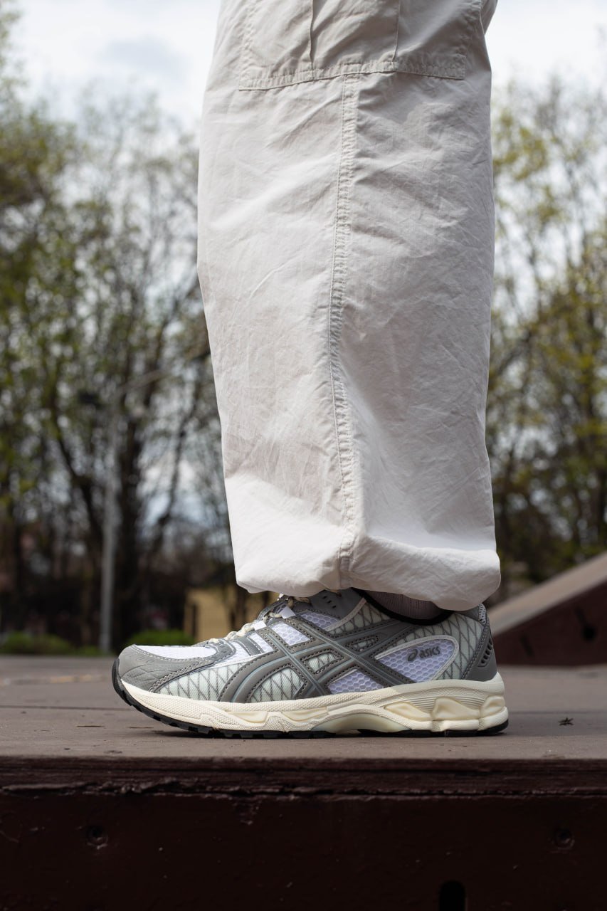 Чоловічі кросівки Asics Gel-Nimbus 10.1 White Grey Reflective 41, фото №2