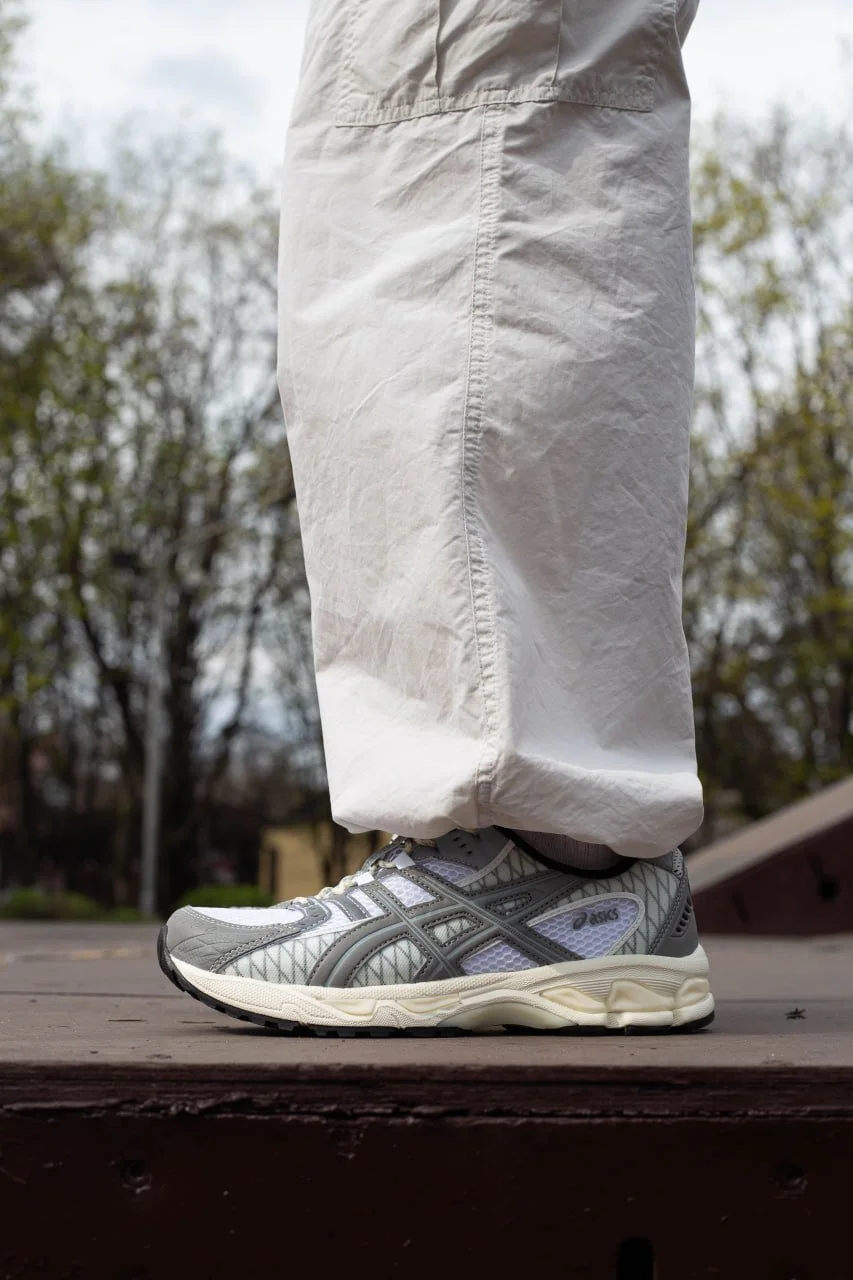 Чоловічі кросівки Asics Gel-Nimbus 10.1 White Grey Reflective 42, фото №2