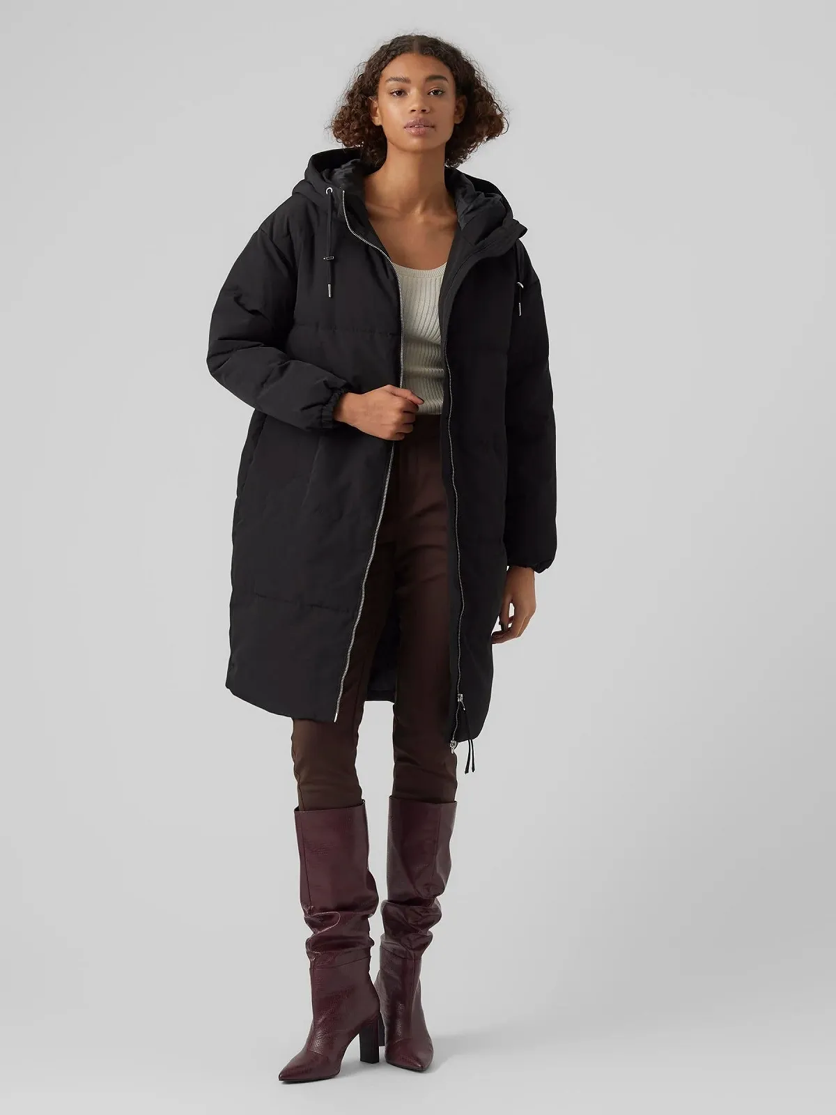 Пуховик VERO MODA VMBLESS Down Coat Женский, фото №5 Пуховик VERO MODA VMBLESS Down Coat Женский, фото №5