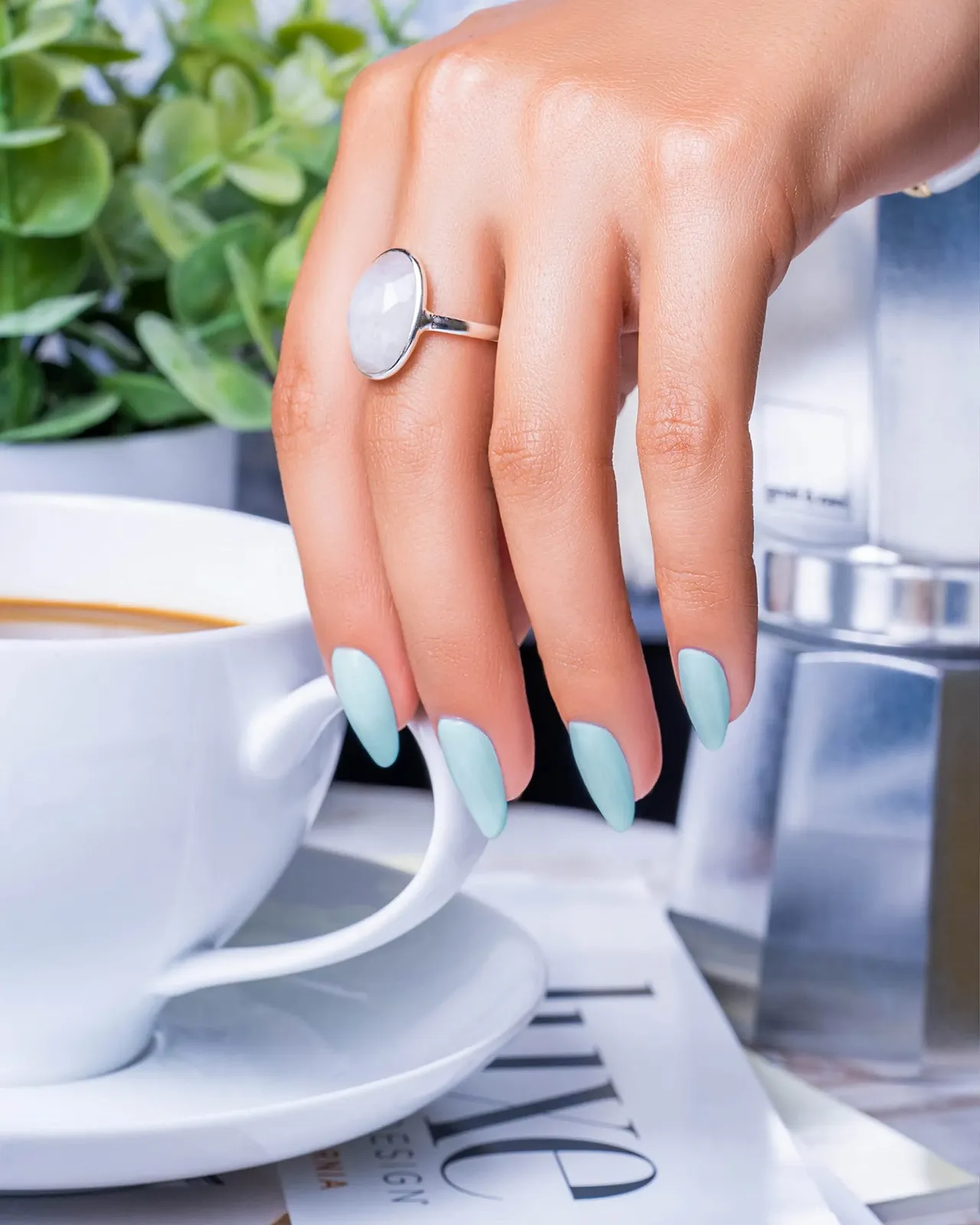 Гель-лак GELISH Голубой My One Blue Love Baby Blue, фото №6 Гель-лак GELISH Голубой My One Blue Love Baby Blue, фото №6