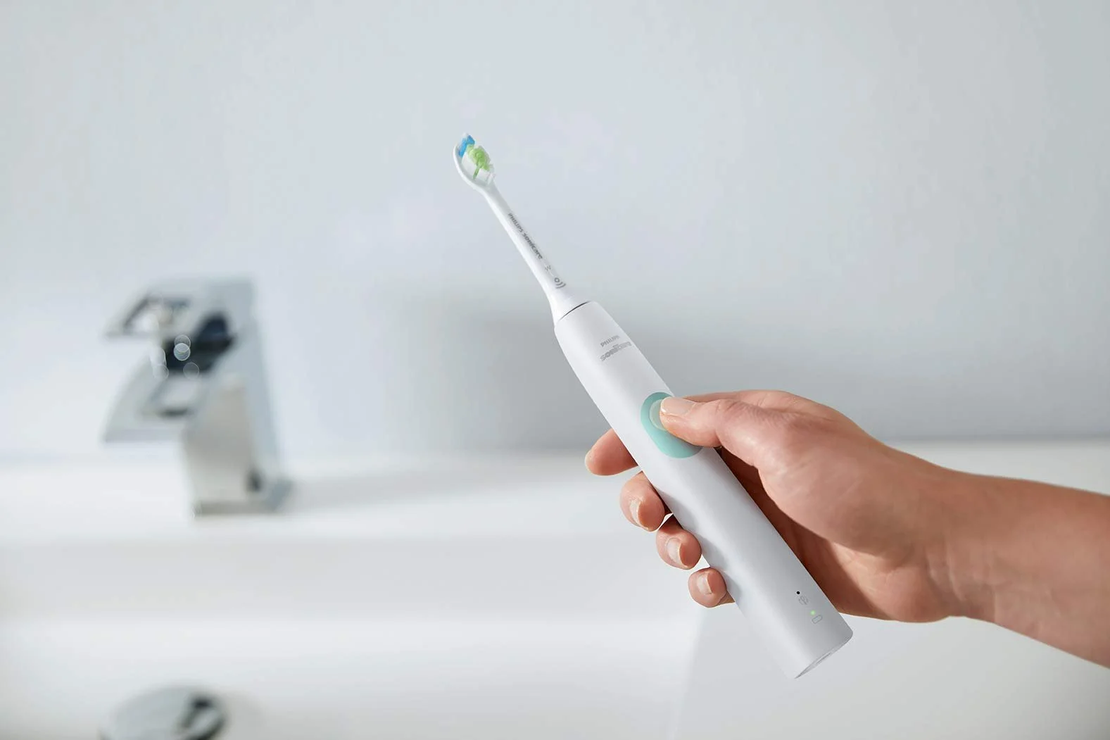 Электрическая зубная щетка Philips Sonicare ProtectiveClean 4300 White and Mint Green, фото №4