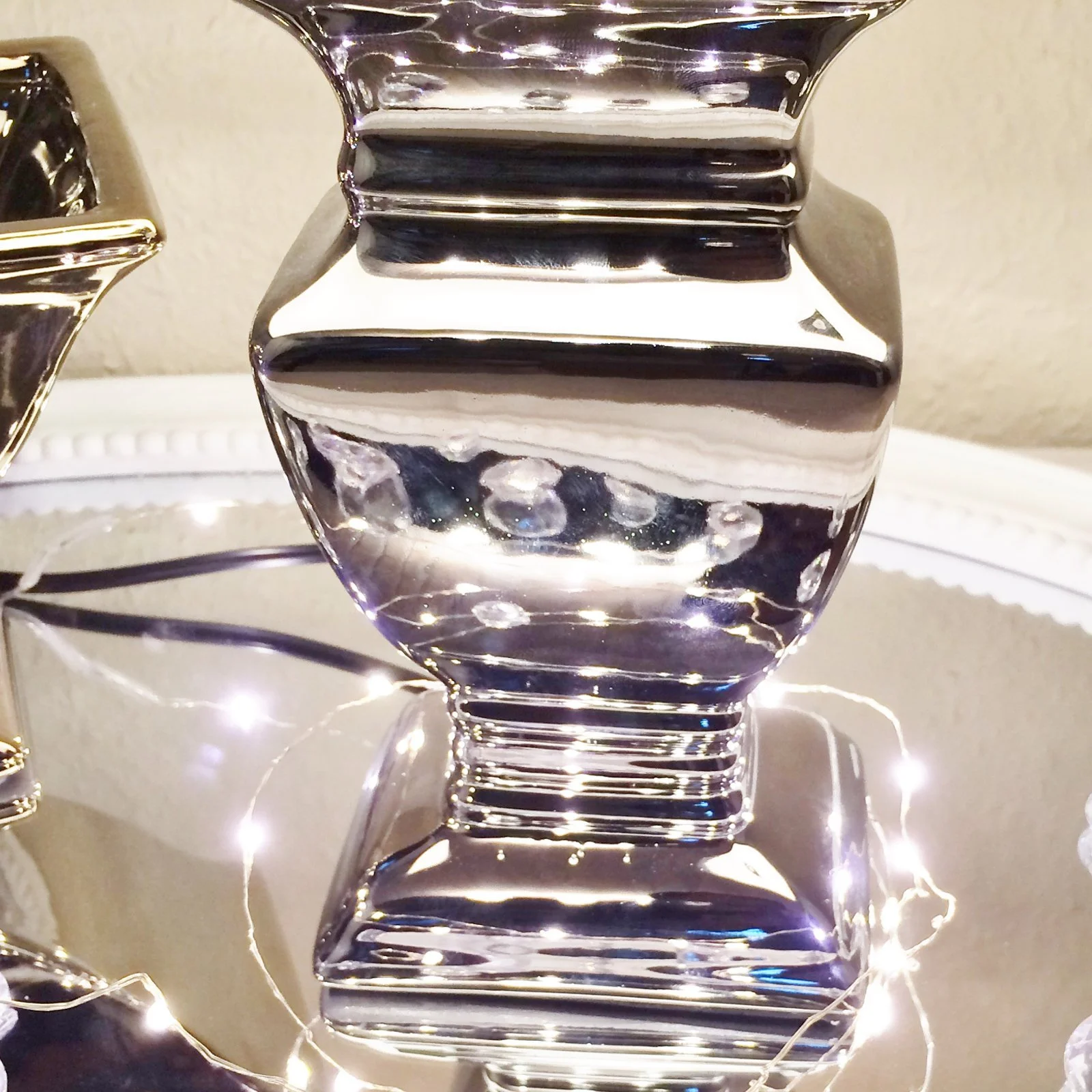 Настільна лампа DRULINE Silver Lady 35 см Біло-сріблястий, фото №3