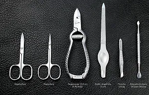 Маникюрный набор HK в футляре, 6 предметов, нержавеющая сталь, черный цена на synthetic.ua - Фото 1 Маникюрный набор HK в футляре, 6 предметов, нержавеющая сталь, черный synthetic.ua - Фото 1