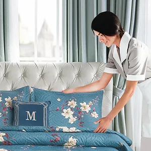 Покривало стьобане Hadi London з клаптиковим візерунком, з 2 наволочками synthetic.ua - Фото 1