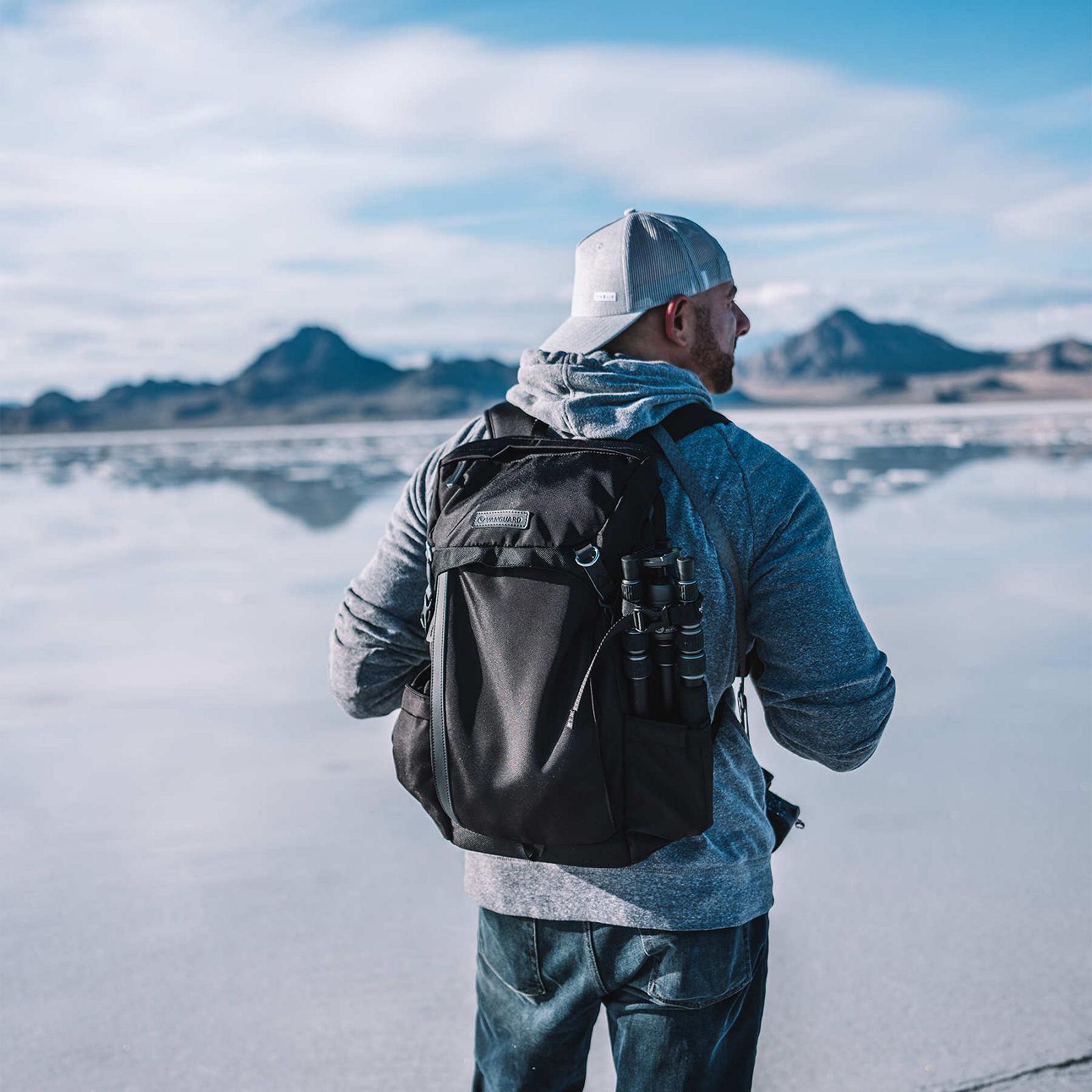 Рюкзак для фотокамер Vanguard VEO GO 46M Black BK, фото №11 Рюкзак для фотокамер Vanguard VEO GO 46M Black BK, фото №11