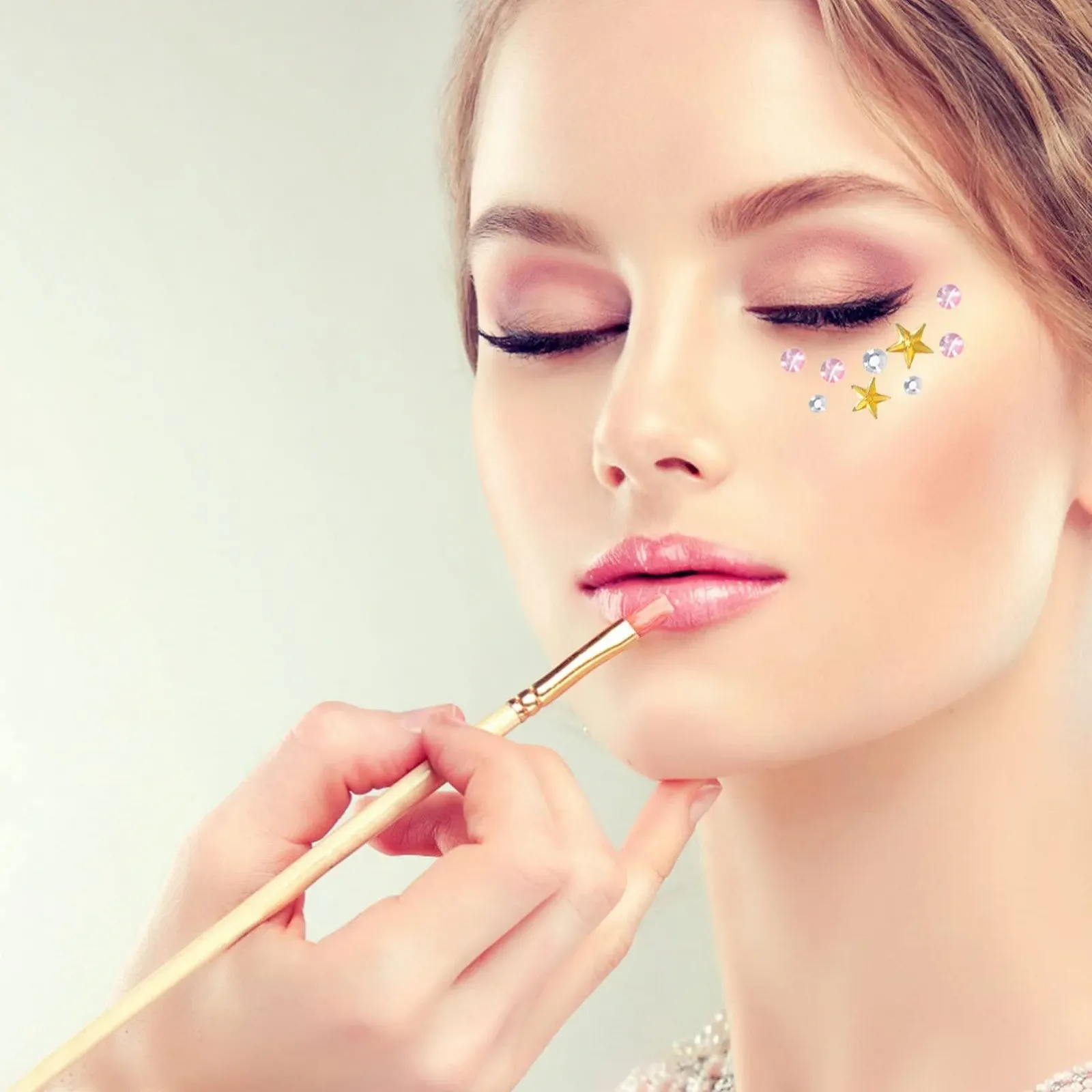 Наклейки для нігтів Tofficu Стрази Кристали, фото №5 Наклейки для нігтів Tofficu Стрази Кристали, фото №5