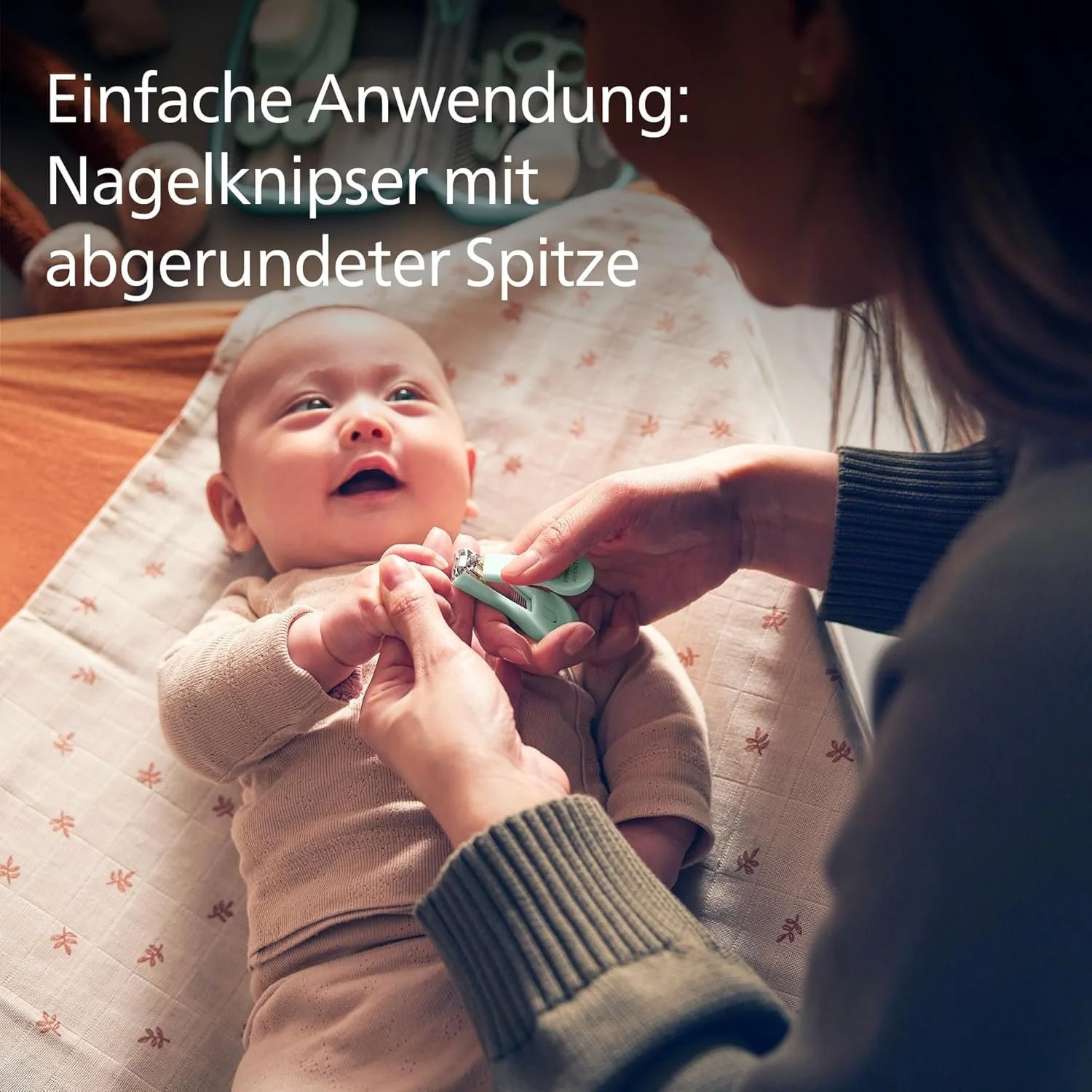 Набір відеоняня Philips Avent SCD951/26 WiFi 1080p + набір для догляду SCH401/00 9 предметів, фото №8