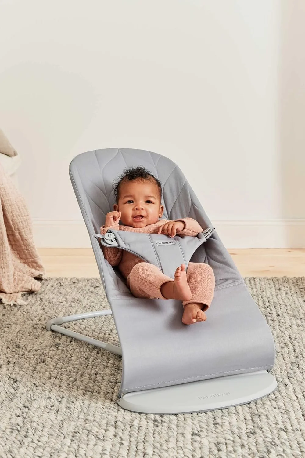 Шезлонг BabyBjörn Bliss / Light Grey / Woven Petal Quilt, фото №3