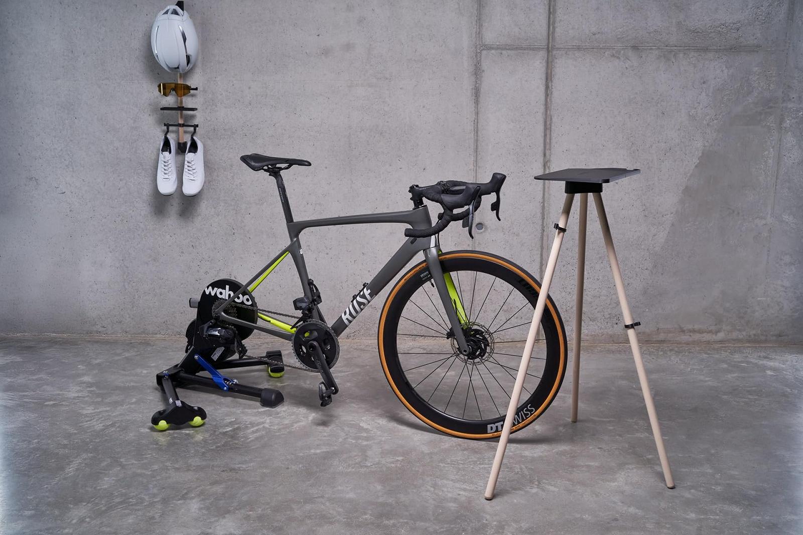 Держатель для ноутбука для велотренажера с деревянными ножками, 3D печать, фото №2