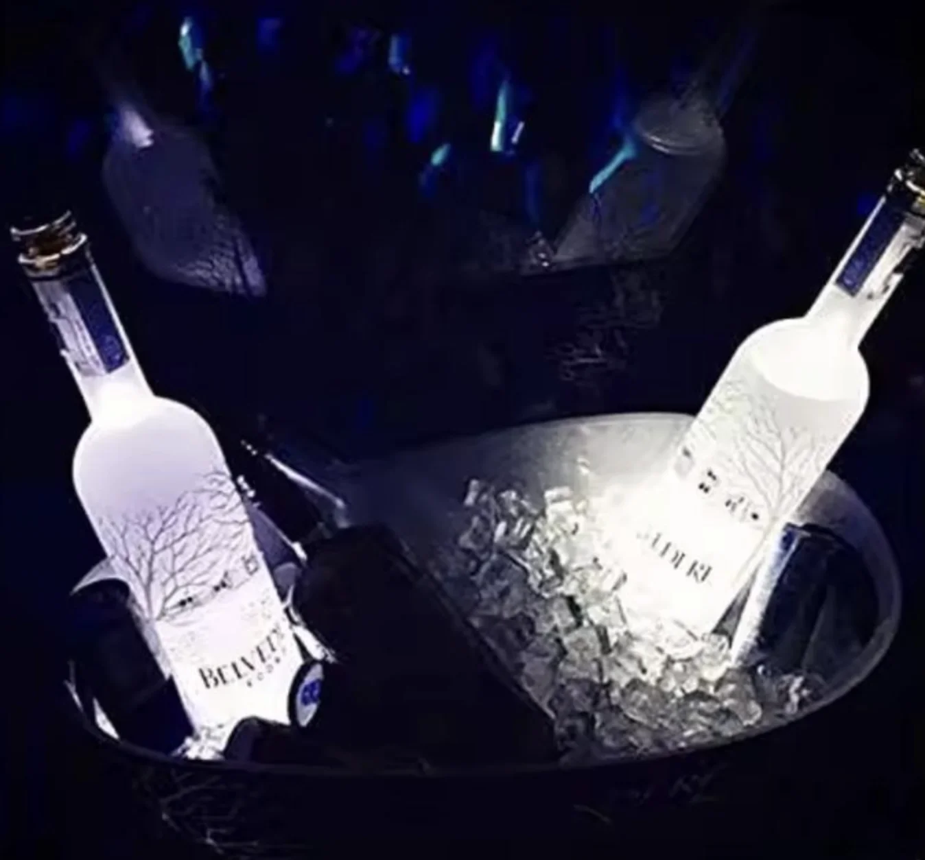 Підсклянка підставка під склянку кухоль келих пляшку Coasters самоклеючий діодна для бару та вечірок 2 шт світло blue, фото №4 Підсклянка підставка під склянку кухоль келих пляшку Coasters самоклеючий діодна для бару та вечірок 2 шт світло blue, фото №4