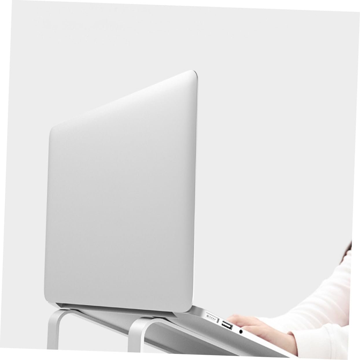 Підставка для ноутбука алюмінієва NUOBESTY з функцією охолодження, складна, стабільна, для настільних ПК, планшетів і ноутбуків, ергономічна, портативна, срібна, фото №8