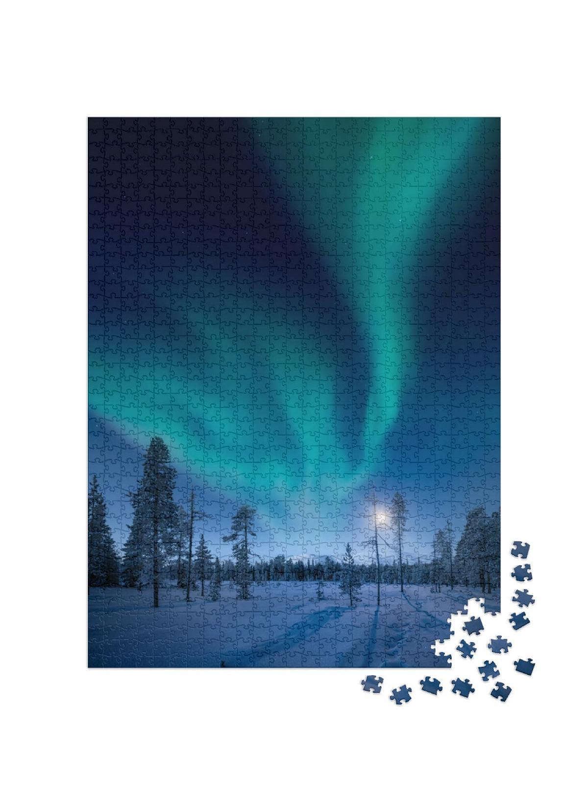 Пазл puzzleYOU Northern Lights Puzzle Collection Moon and Northern Lights in Finland, Pallas Rocks Background 1000 элементов, фото №2