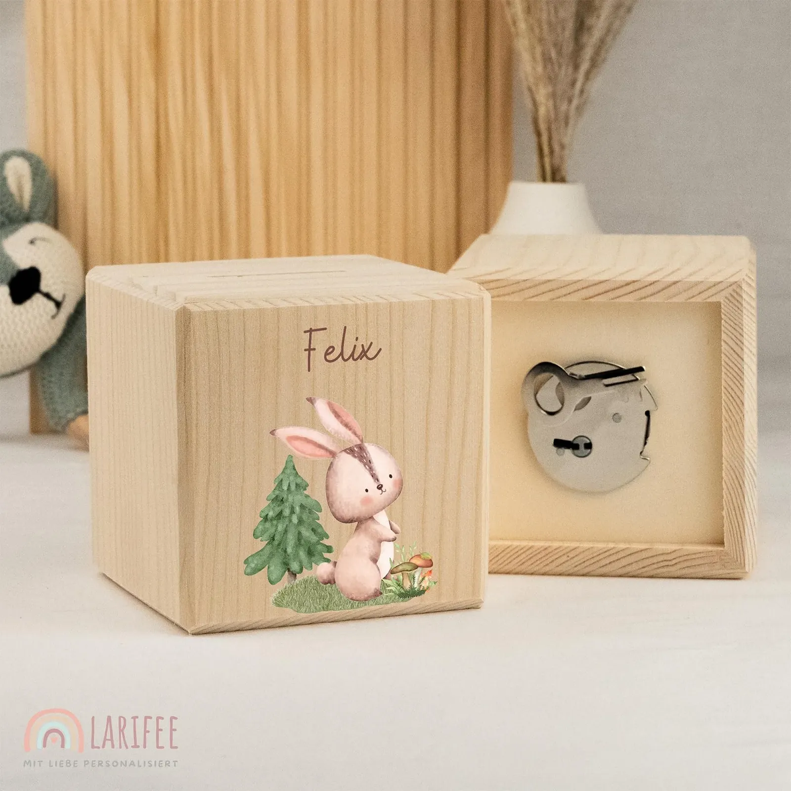 Копилка LARIFEE Rabbit деревянная кубическая с замком и ключом, фото №2