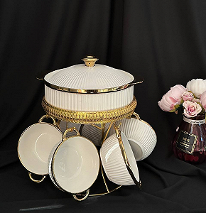Сервіз супниця та 6 тарілок на золотій підставці ціна на synthetic.ua - Фото 1 Сервіз супниця та 6 тарілок на золотій підставці synthetic.ua - Фото 1