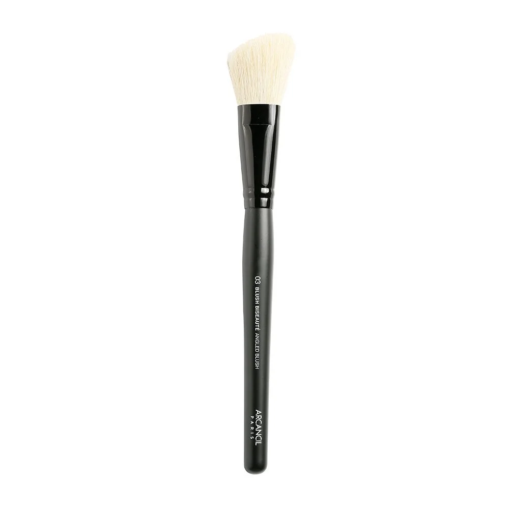 Кисти Arcancil Blush Angled Bristle Brush, фото №1 Кисти Arcancil Blush Angled Bristle Brush, фото №1
