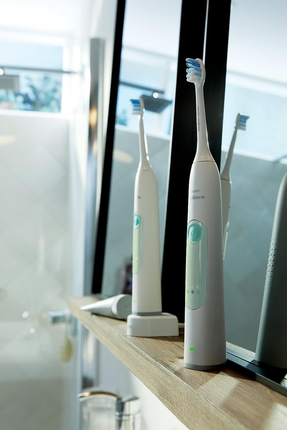 Электрическая зубная щетка Philips Sonicare 3 Series Gum Health HX6631/13, фото №4