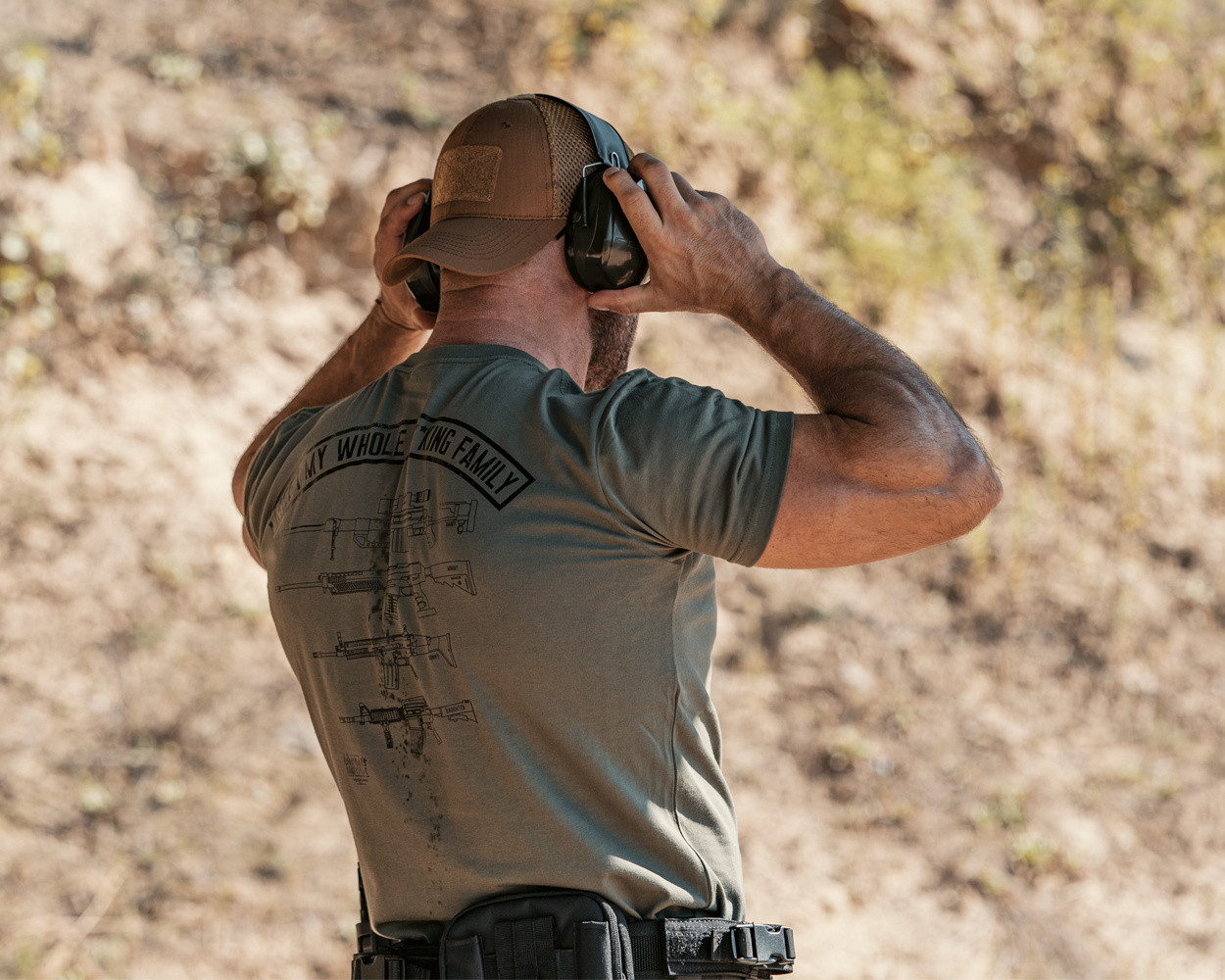 Мужская футболка черная Dobermans Aggressive Gun Family TS306ABK XXL, фото №4 Мужская футболка черная Dobermans Aggressive Gun Family TS306ABK XXL, фото №4