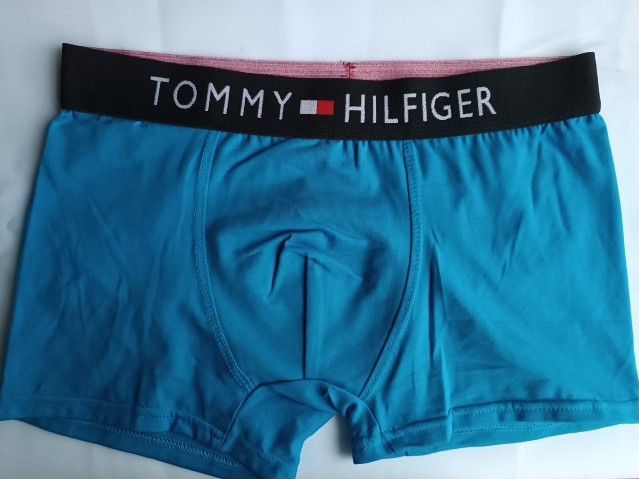Чоловічі блакитні труси боксери Tommy Hilfiger, фото №1 Чоловічі блакитні труси боксери Tommy Hilfiger, фото №1