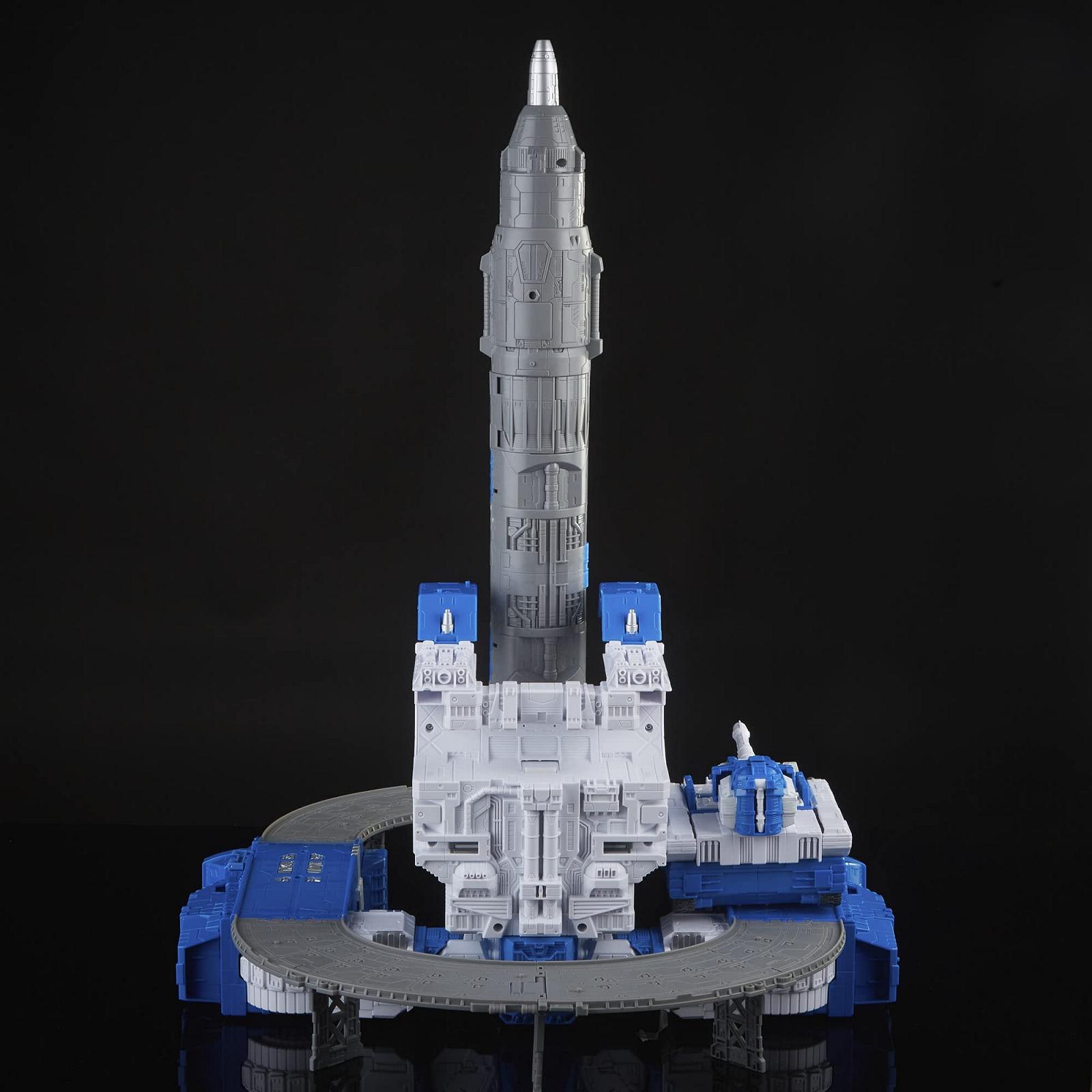 Трансформер Hasbro Legacy Generations Guardian Robot & Lunar Tread, фото №9