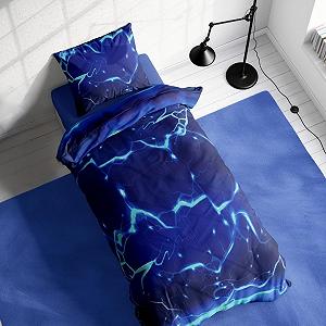 Комплект Постільної Білизни MTOnlinehandel Gaming 135 x 200 см + 80 x 80 см, 100% Бавовна, 3D Ефект, Lava Neon Gamer Merch (Bluelight) synthetic.ua - Фото 1