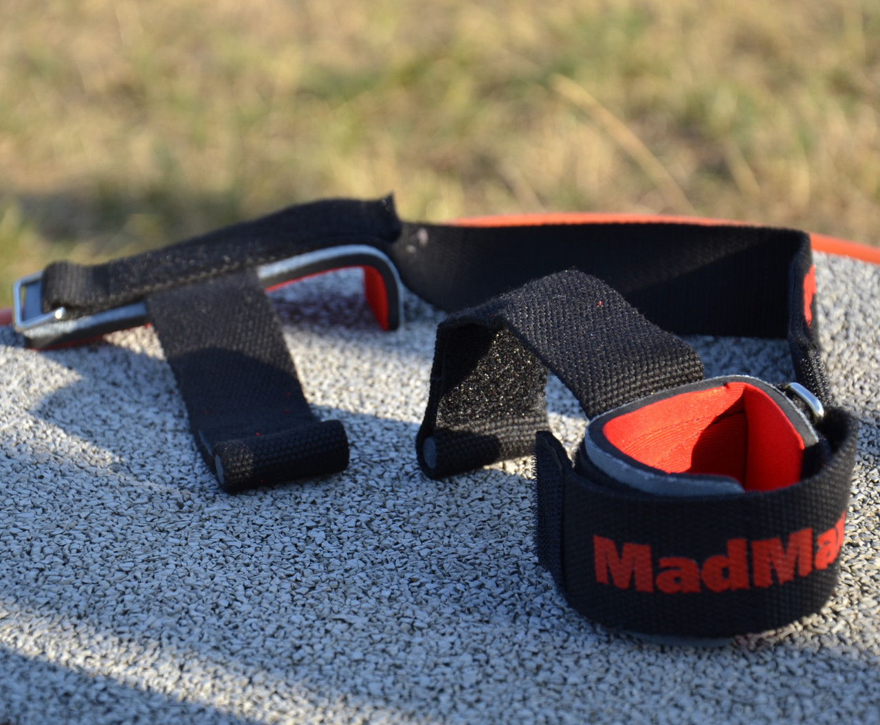 Лямки для тяги MadMax MFA-332 PWR Straps Black/Grey/Red, фото №8 Лямки для тяги MadMax MFA-332 PWR Straps Black/Grey/Red, фото №8