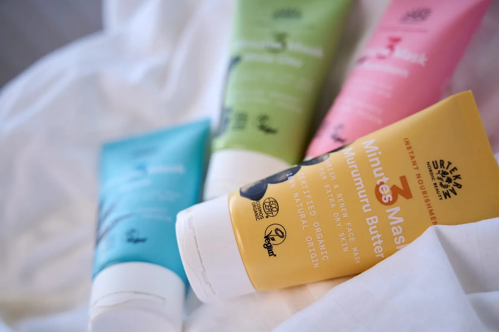 Маска для обличчя - 3 хвилини, миттєве живлення з маслом мурумуру, 75 мл, фото №3 Маска для обличчя - 3 хвилини, миттєве живлення з маслом мурумуру, 75 мл, фото №3