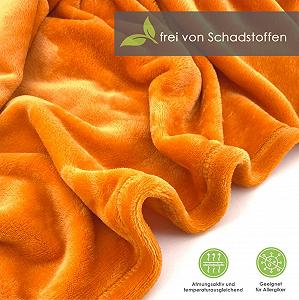 Плед heimtexland Фланелевое Мягкое Теплое OEKO-TEX Покрывало на кровать Накидка на диван Флисовое Безворсовое Очень мягкое XL Type 380 150 x 200 см Оранжевое synthetic.ua - Фото 1